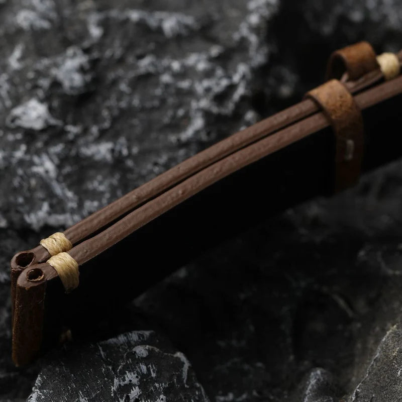 Vintage Cracked Strap