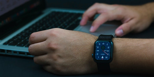 Best Apple Watch Bands for Long Office Hours (All-Day Comfort Guide)