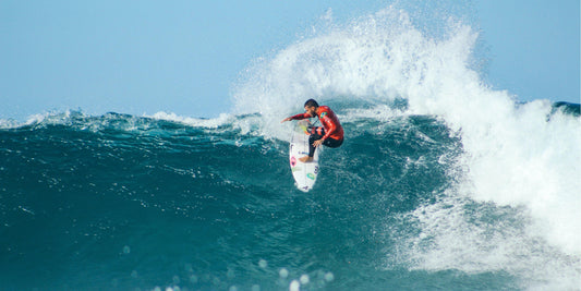 Best Apple Watch Bands for Surfing (Waterproof, Secure & Ocean-Ready Guide)