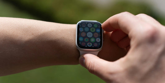 How Tight Should Your Apple Watch Band Be? The Correct Fit for Comfort and Accuracy