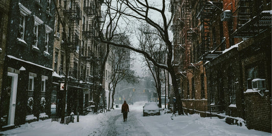 How to Care for Your Apple Watch in Winter – Keep It Warm, Dry, and Stylish