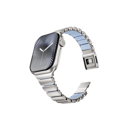 Slim Metal Band for Apple Watch – Elegant Link Strap with Silicone Comfort